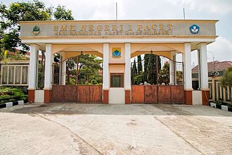 Hotel O Edotel Smkn 1 Pacet Syariah