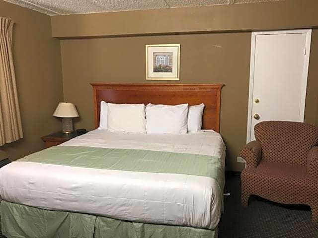 Americas Best Value Inn - Laredo