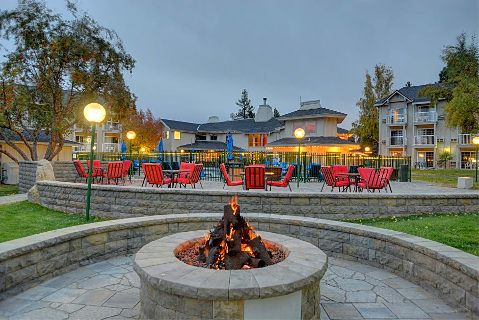 Beach Retreat & Lodge at Tahoe
