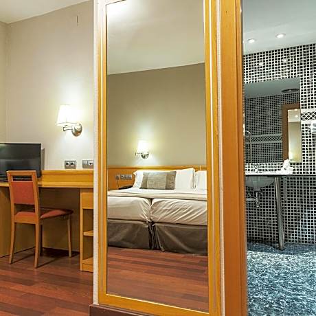 Triple Room (3 Adults)