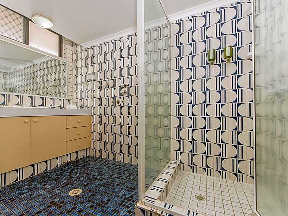 Broadbeach Travel Inn Apartments