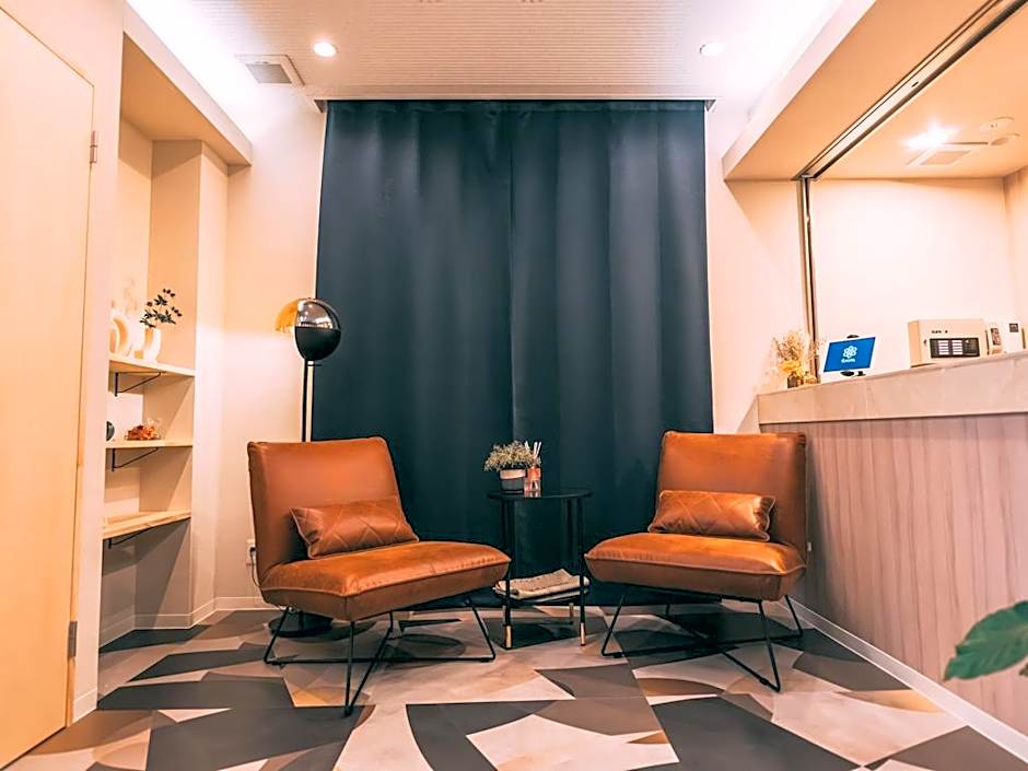 R Hotel The Atelier Shinsaibashi East – Osaka, 