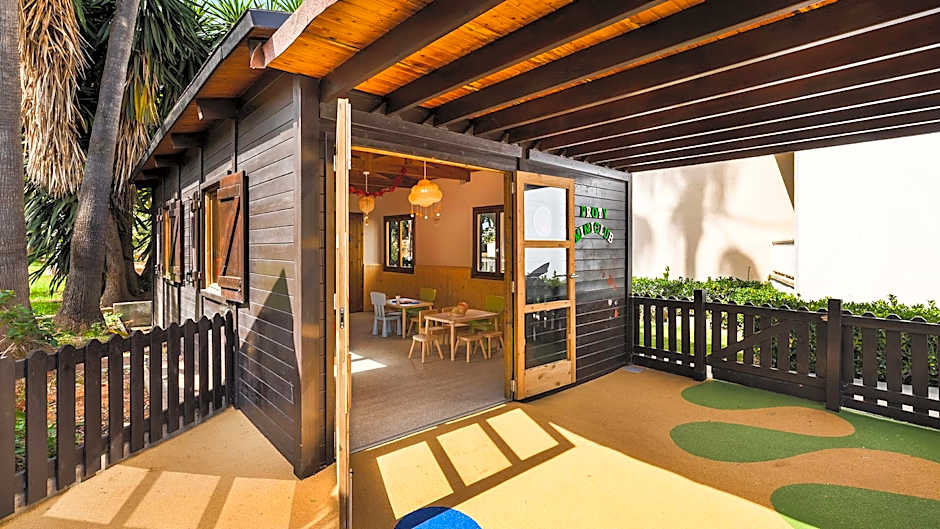 Protur Safari Park Aparthotel