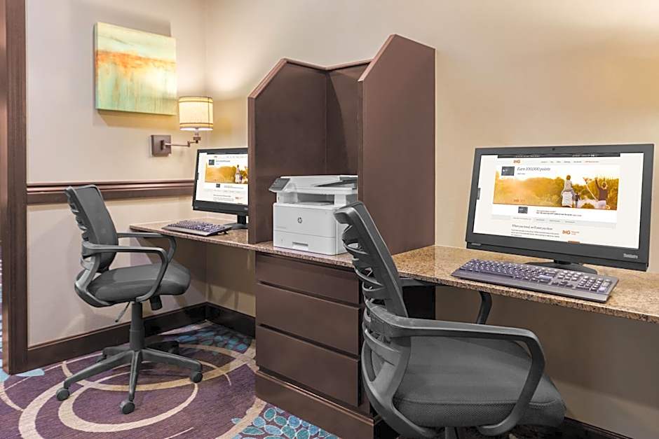 Staybridge Suites Kansas City-Independence By IHG