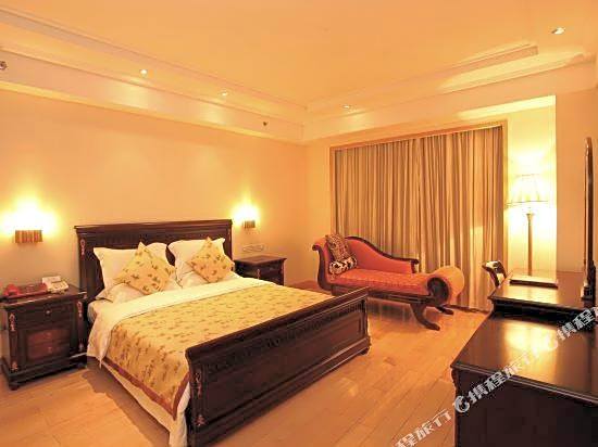 Zhujiang Hotel
