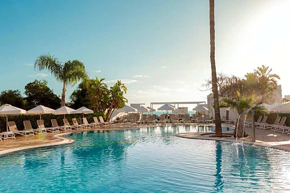 Lantiana Gardens ApartHotel