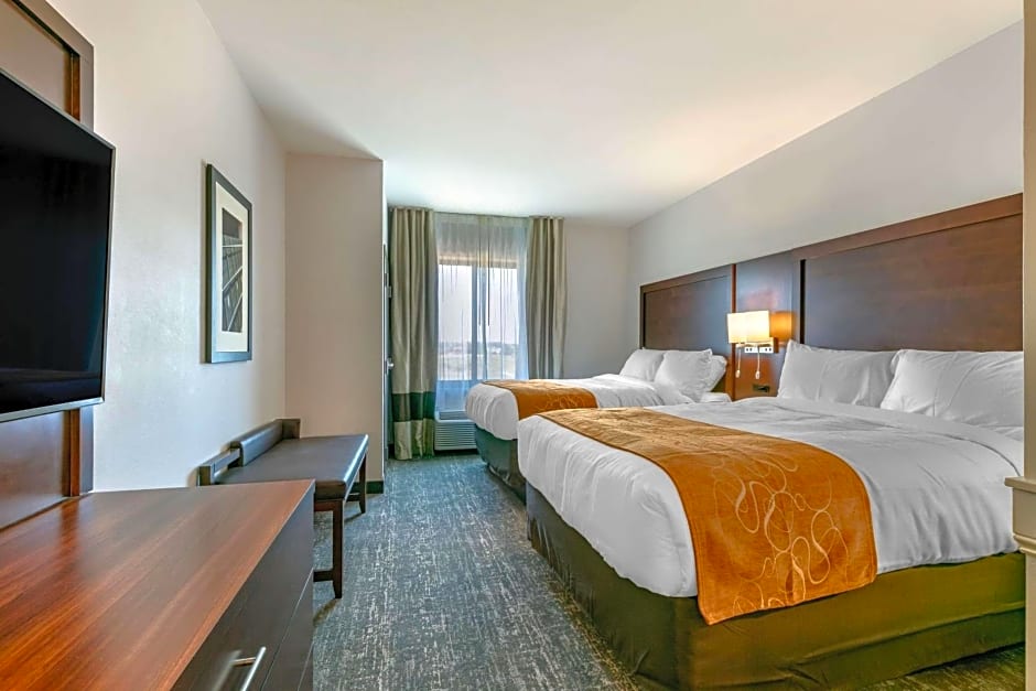 Comfort Suites North Tupelo