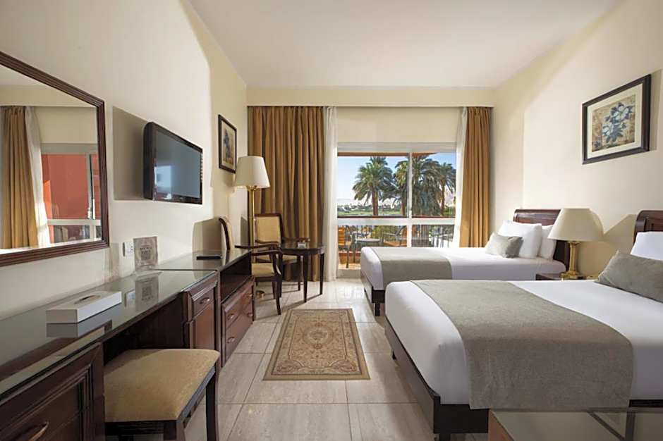 Pyramisa Luxor Hotel and Suites
