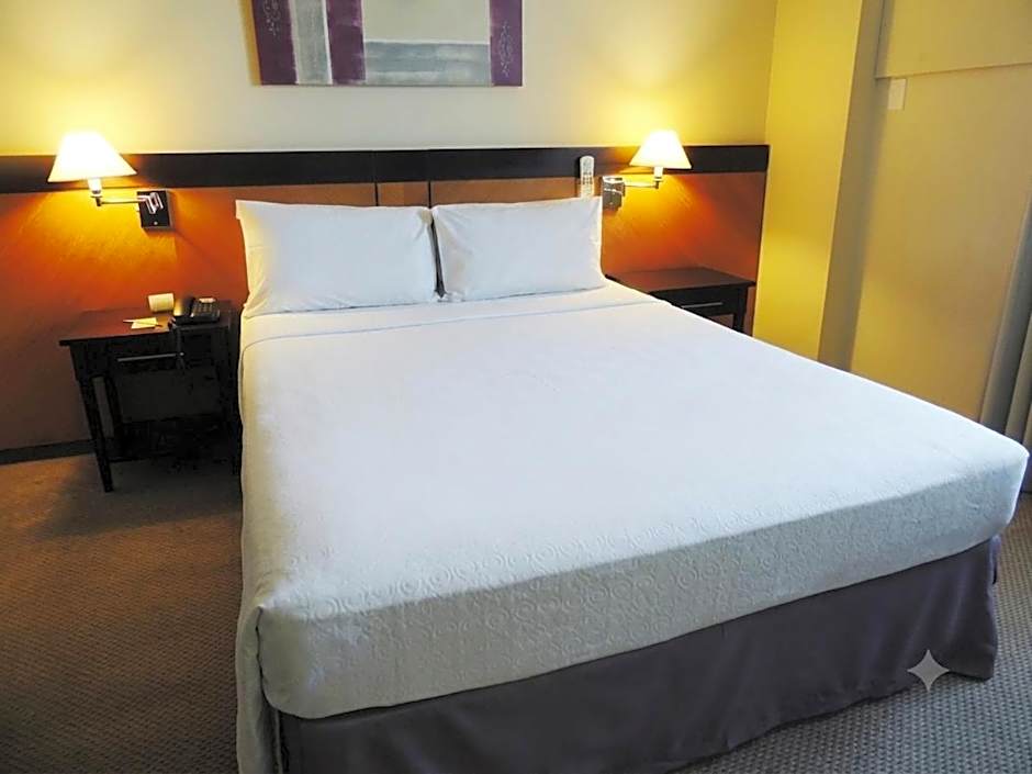 Quality Suites Alphaville