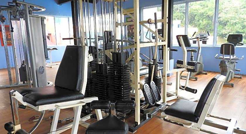 Crown Vista Batam Hotel