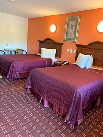 Double Room with Two Double Beds - Non-Smoking