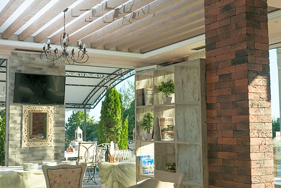 семеен хотел Прованс Ахелой