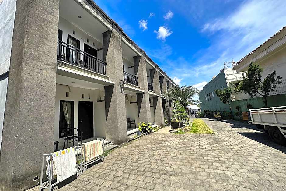 HOTEL WARTA SARI