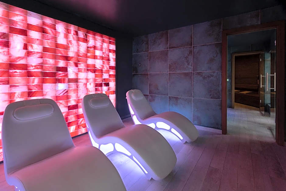 Golf View Hotel & Spa