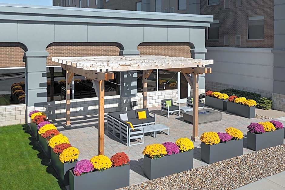 Hampton Inn By Hilton & Suites Cleveland-Beachwood