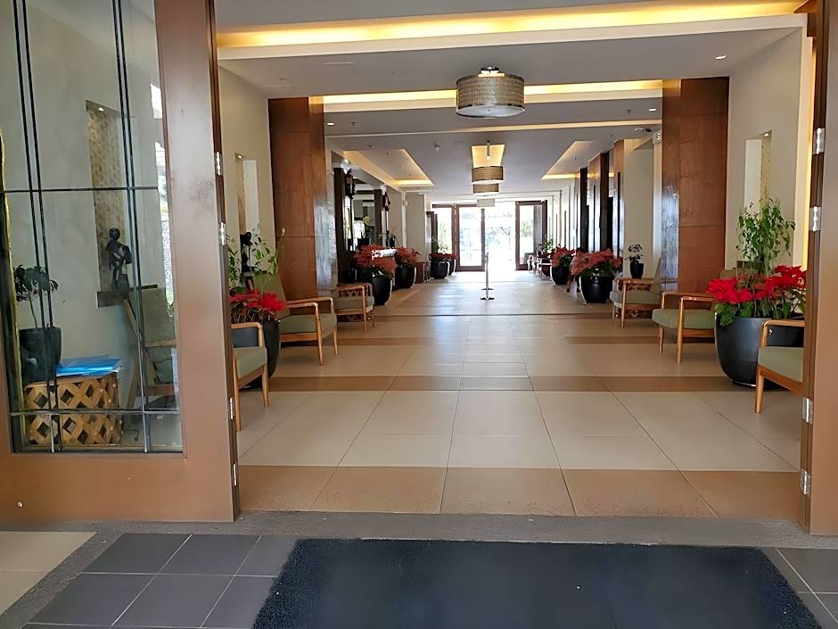 Outlook Ridge Residences