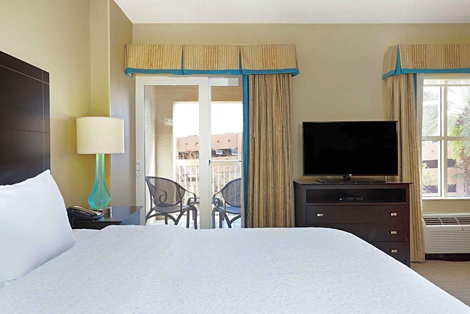 Hampton Inn By Hilton & Suites St. Petersburg/Downtown