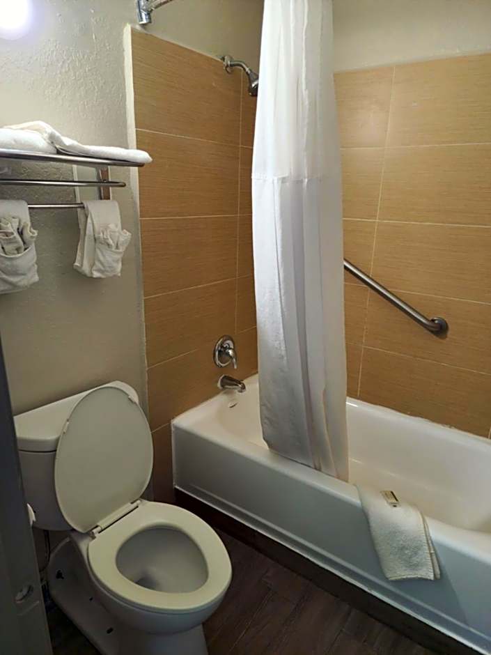 Days Inn by Wyndham Hardeeville I-95 HWY 278