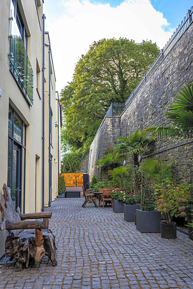 Beachcliff Rooms & Apartments