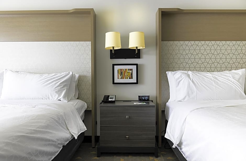 Holiday Inn Glendale By IHG