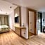 Blue Wave Suite Hotel