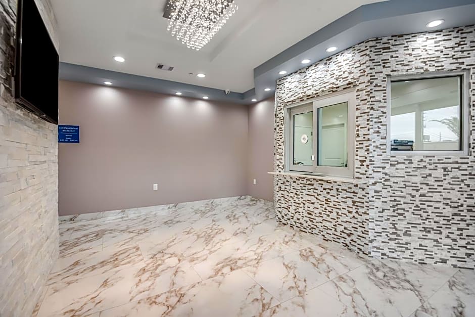 Americas Best Value Inn & Suites Houston at Hwy 6
