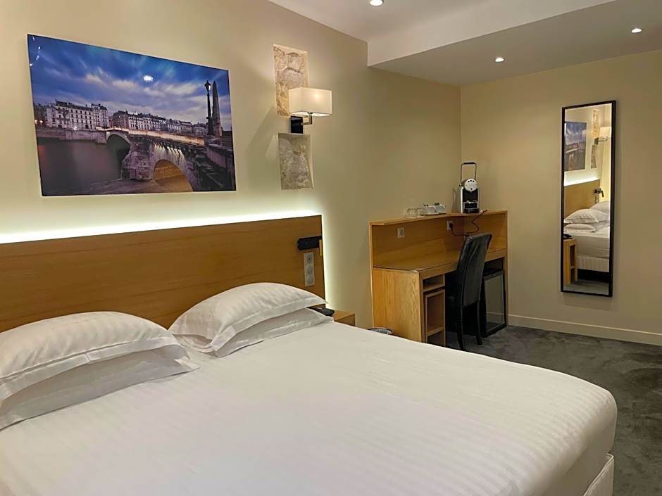 Lion d'Or Paris Hotel