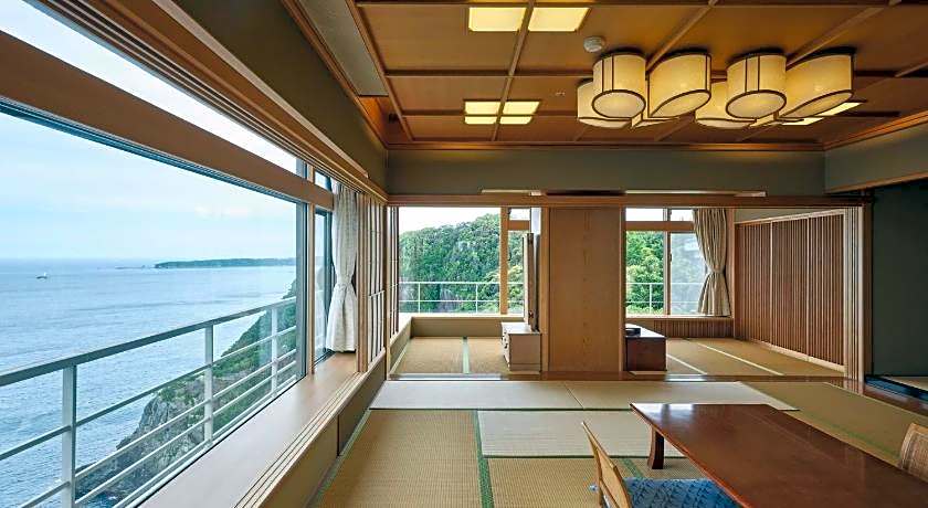 Hotel Urashima
