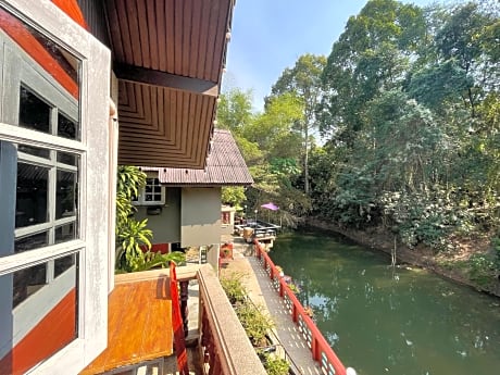 Chomklong Experience