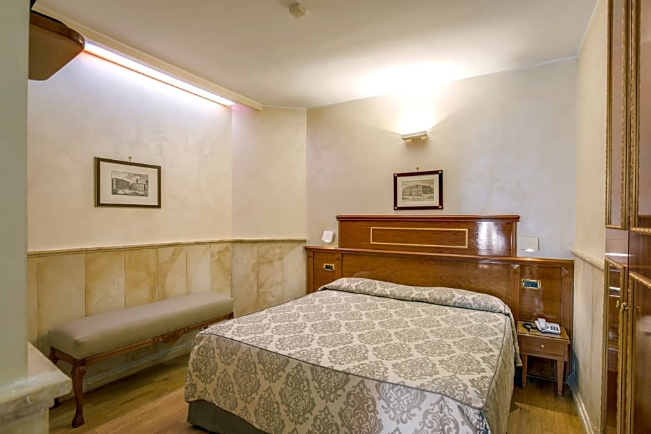 Hotel Pantheon