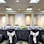Holiday Inn & Suites Atlanta Airport North By IHG