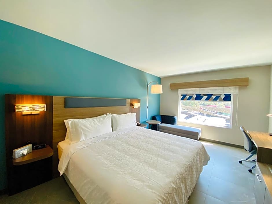 Holiday Inn Express Guadalajara Vallarta Poniente By IHG