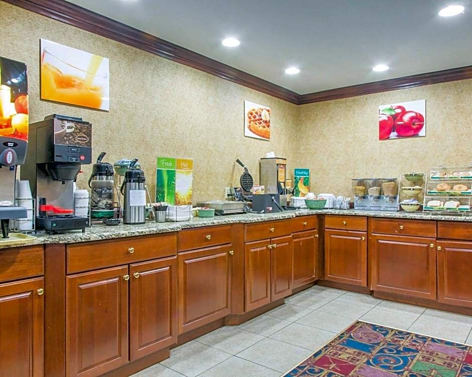 Quality Inn & Suites Meriden