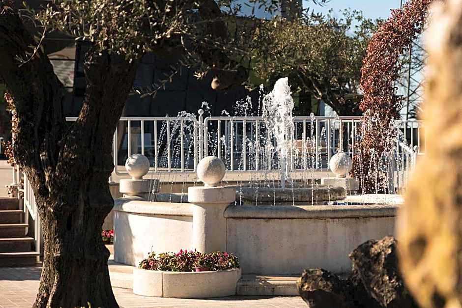 Edra Palace Hotel & Ristorante