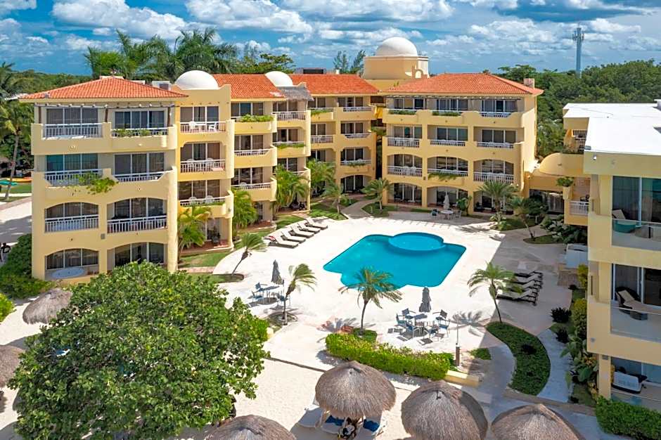 Playa Azul Golf & Beach Resort