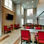 Holiday Inn Express Hotel & Suites Richmond By IHG