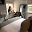 Jacksons CafeBar & Guesthouse