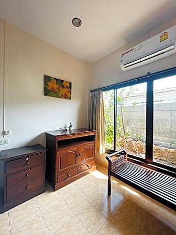 Standard Family Garden View