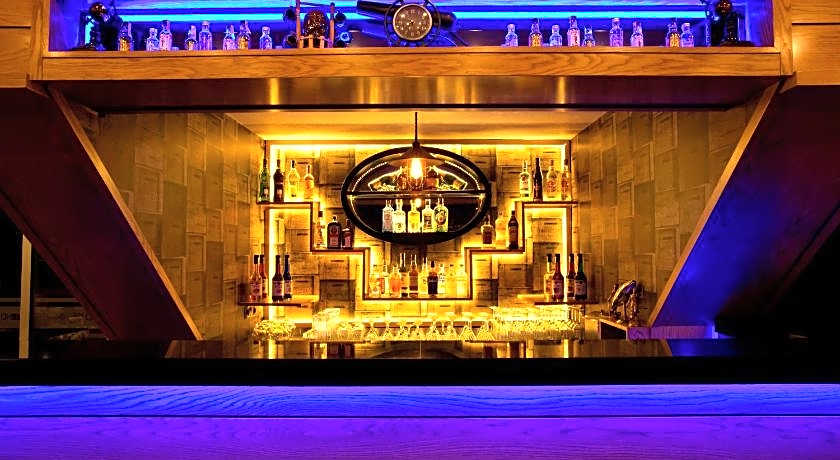 End Glory Hotel