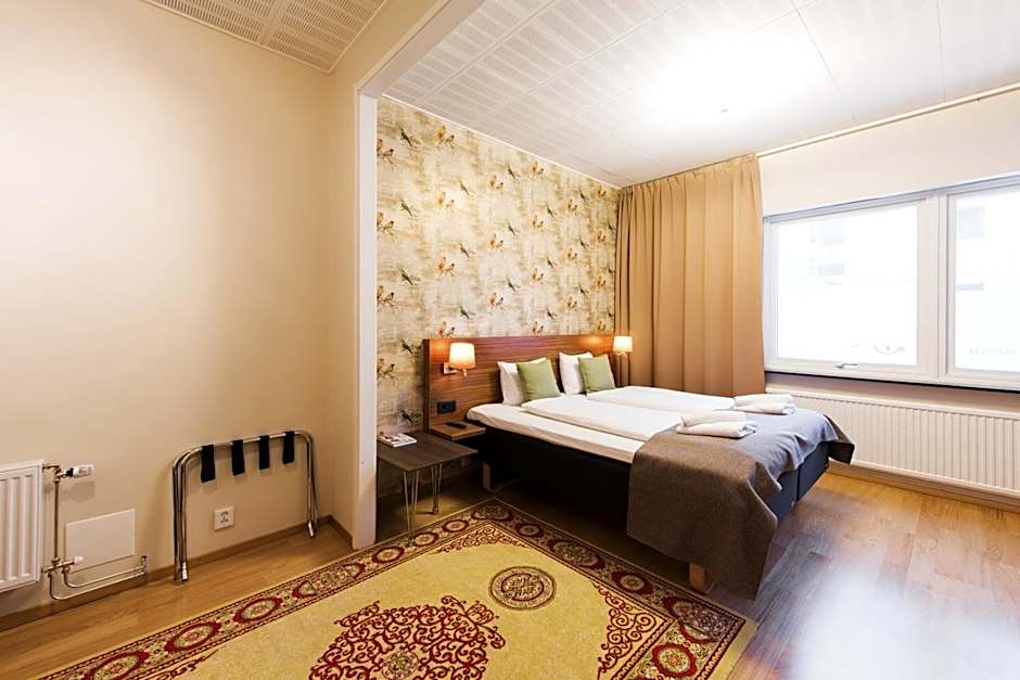 Naran Hotell