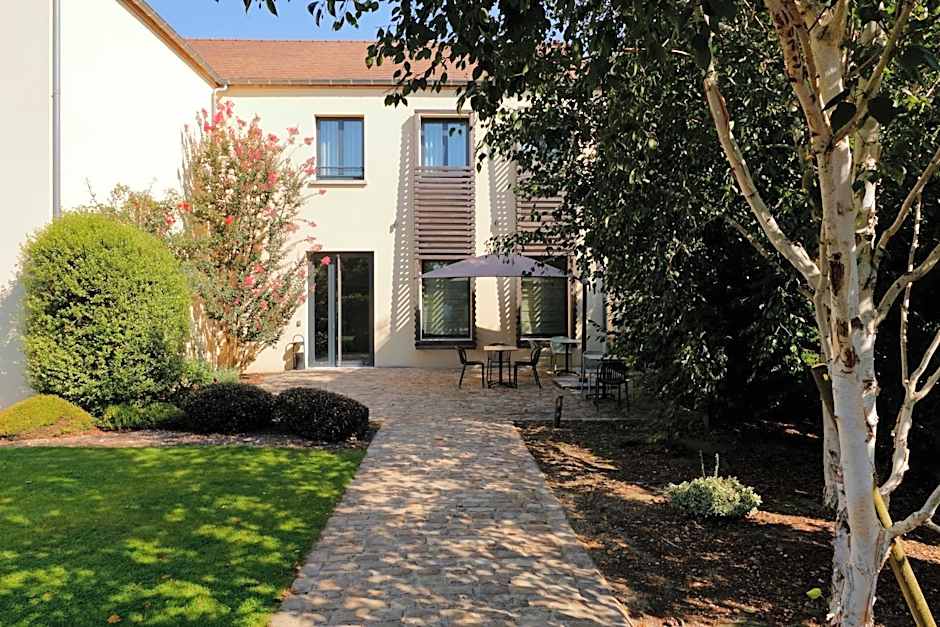 Hôtel Les Herbes Folles