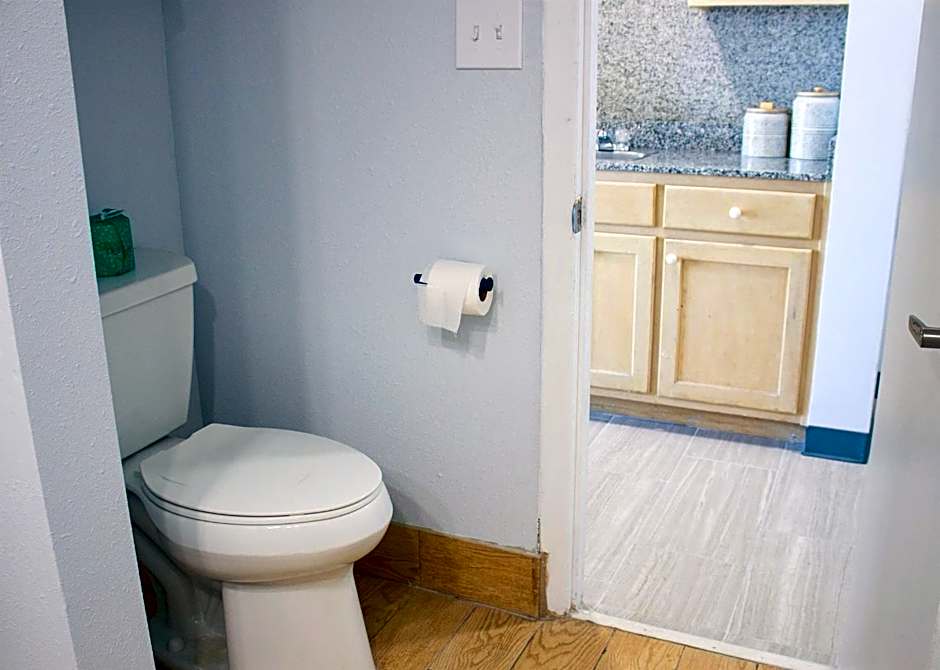 Sun & Sand Resort Oceanfront Suites