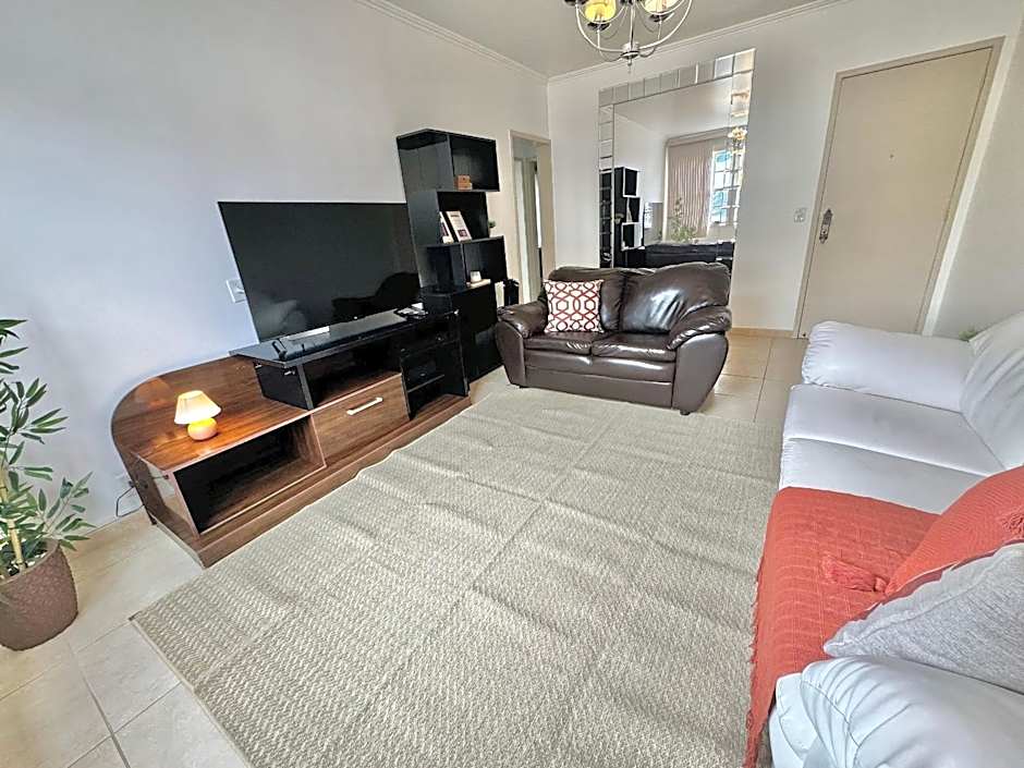 Apartamento com piscina em Olaria