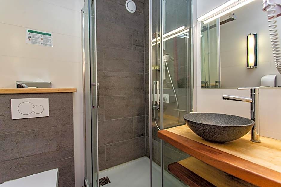 Logis Hôtel de France - Face à la Mer