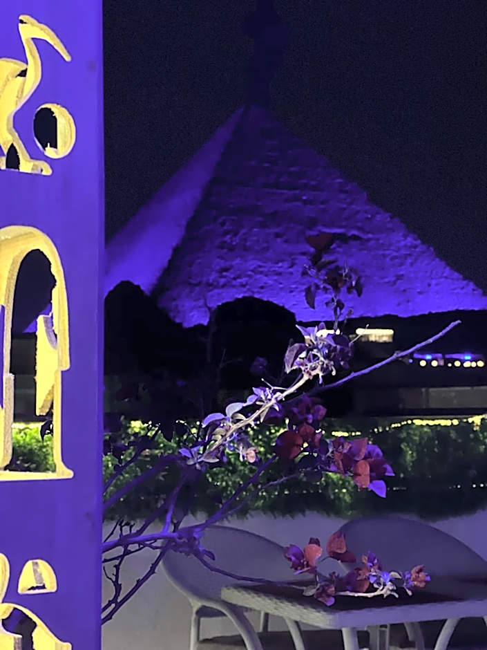 Pyramids Top Inn