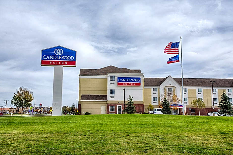 Candlewood Suites Fargo-North Dakota State University By IHG