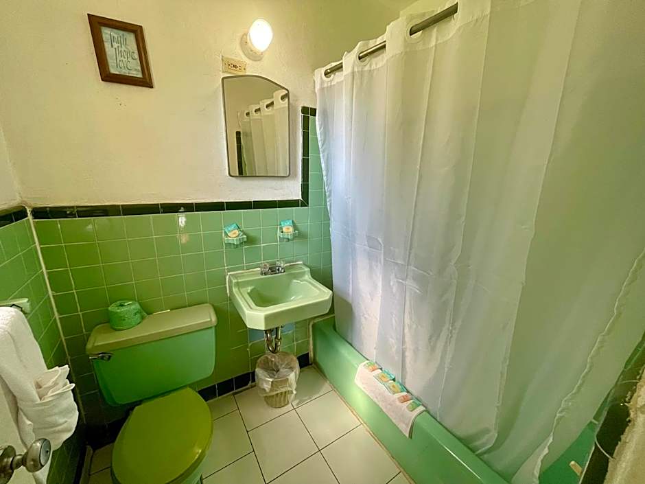 Ocean Holiday Motel