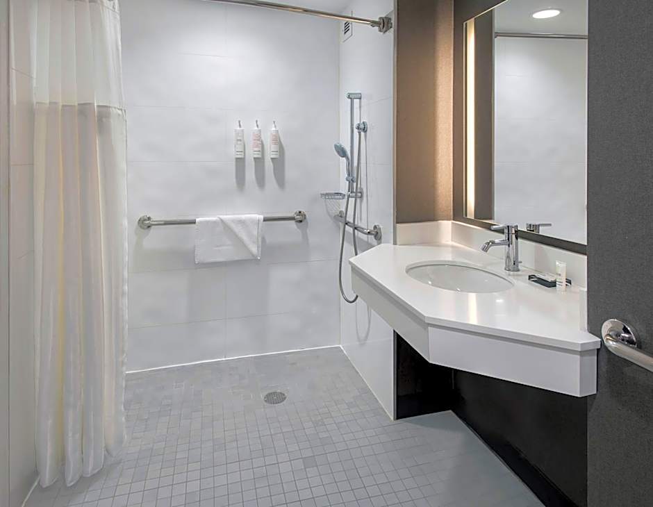 New York Marriott At The Brooklyn Bridge