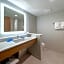 Holiday Inn Express and Suites Staunton By IHG