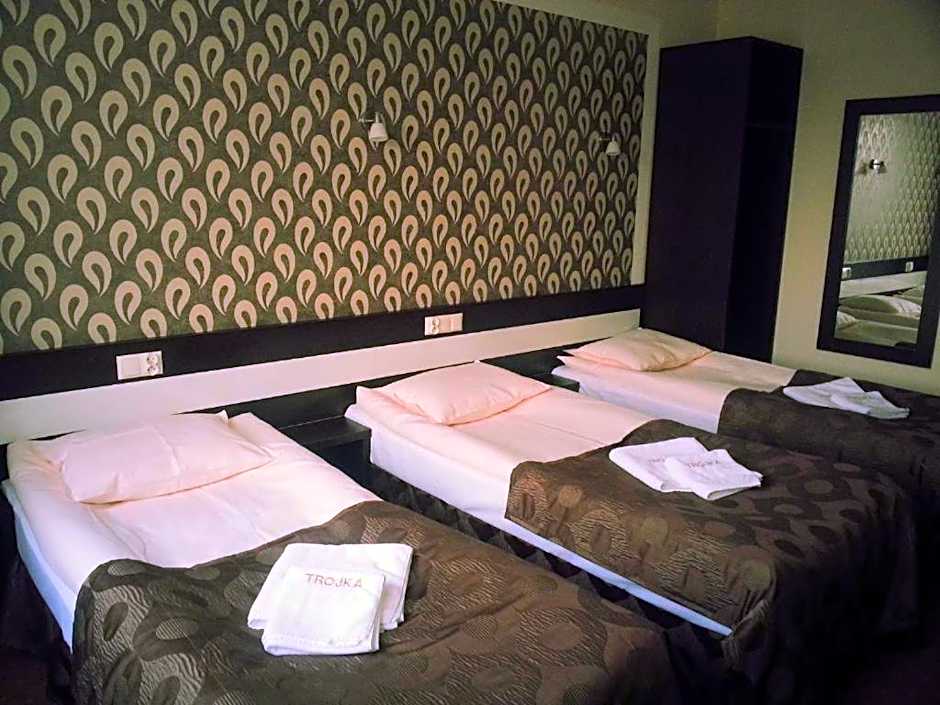 Hotel Trojka